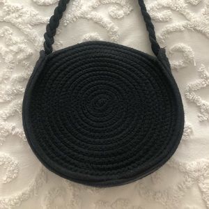 Black round moon purse